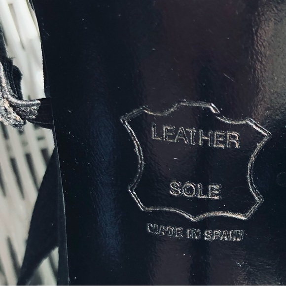 Stuart Weitzman Black silk peau de soie  rhinestone strap 4"heel sandals 8 1/2 M - Picture 10 of 15